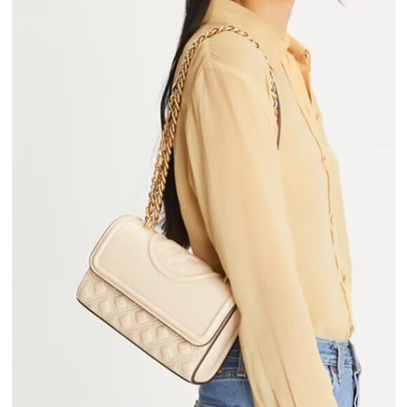 Tory Burch Handbags - NWT Tory Burch Fleming Convertible Shoulder Bag Small - New Cream